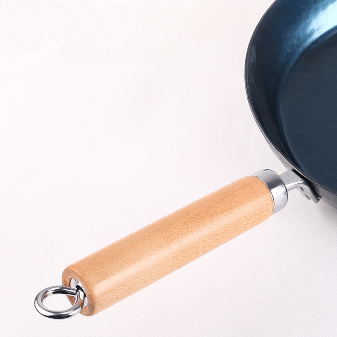 Cast Iron Frying Pan With Wood Handle
