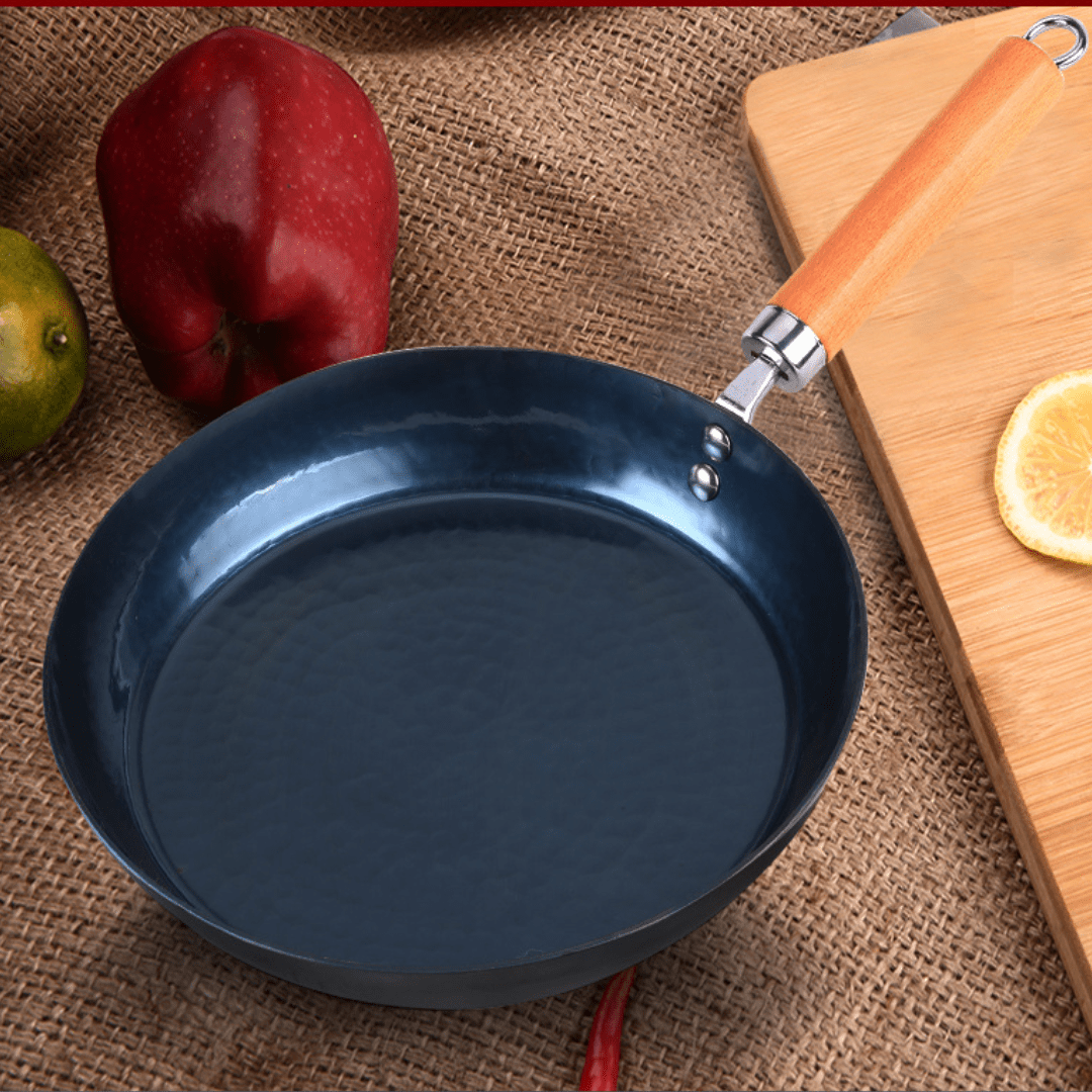 Cast Iron Frying Pan With Wood Handle
