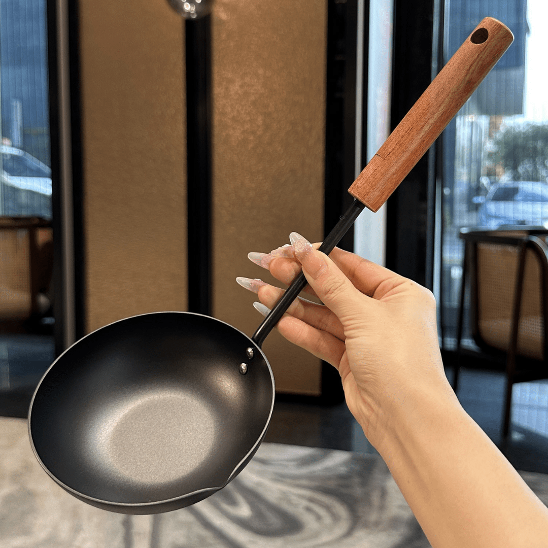 Long Handled Iron Frying Pan