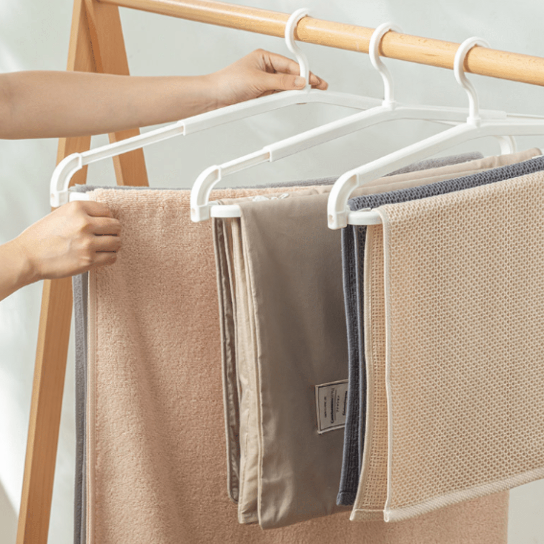 Flexi Fit Stretchable Clothes Hanger