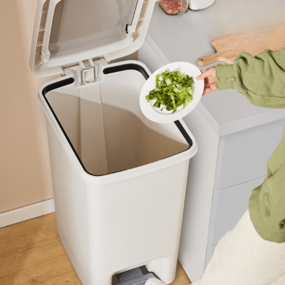 Odor Guard Pedal Trash Can