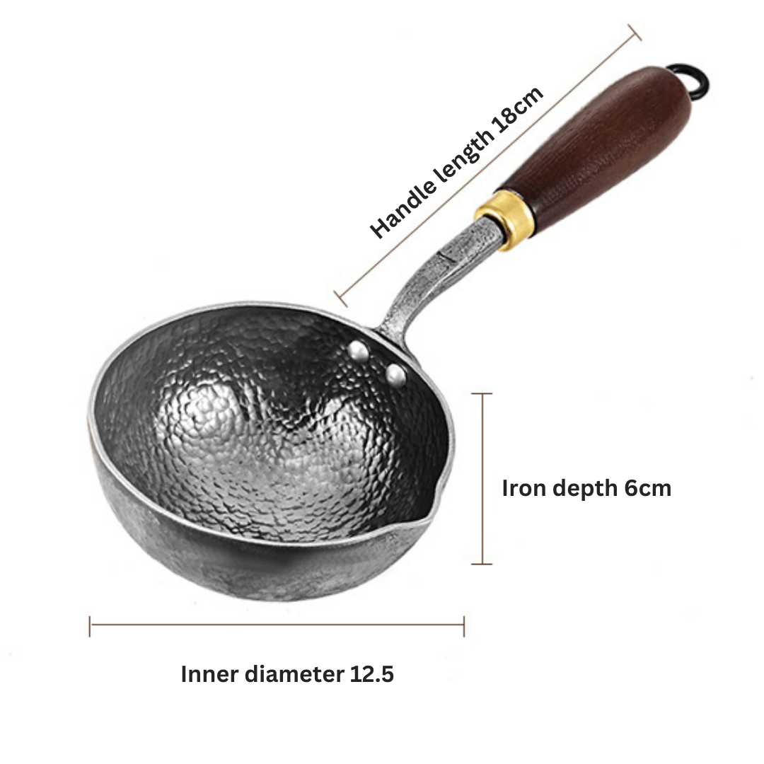 Oil Pouring Iron Pot With Long Handle