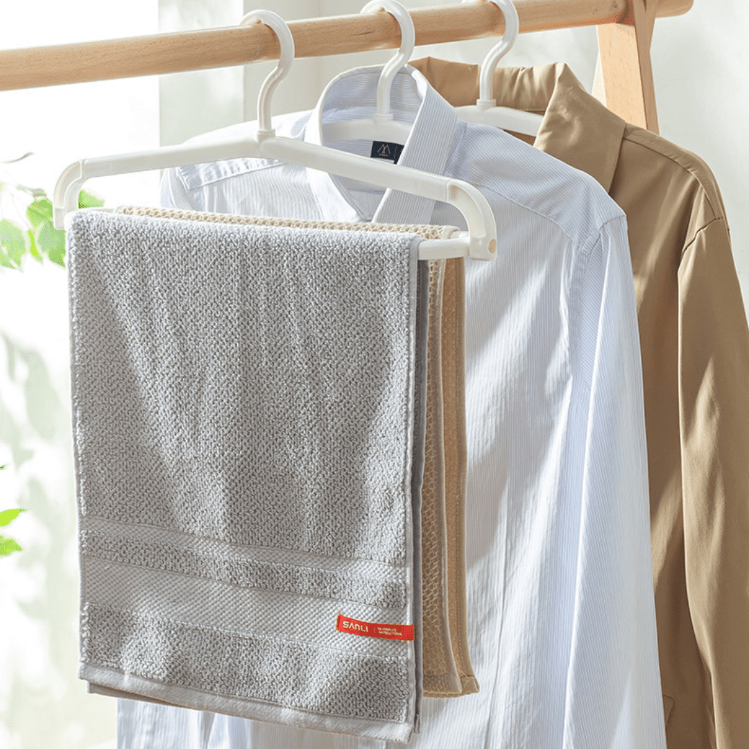Flexi Fit Stretchable Clothes Hanger