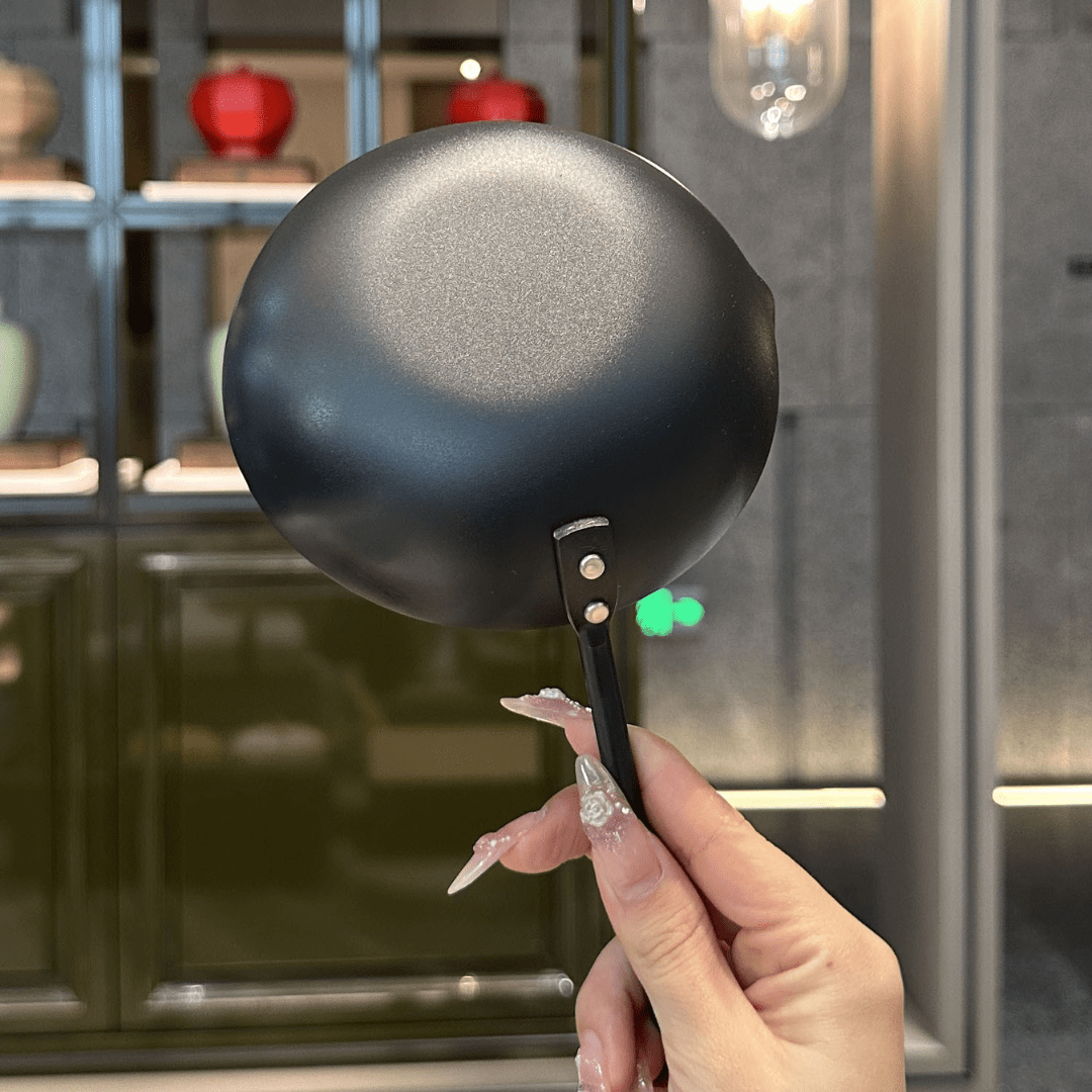 Long Handled Iron Frying Pan