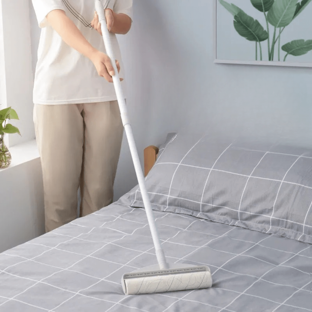 Tearable felt paper brush roller