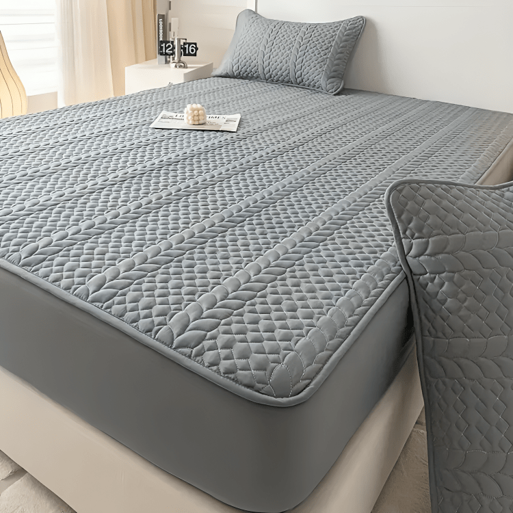 Aqua Secure Quilted Fitted Sheet
