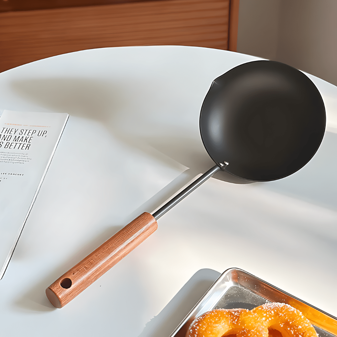 Long Handled Iron Frying Pan