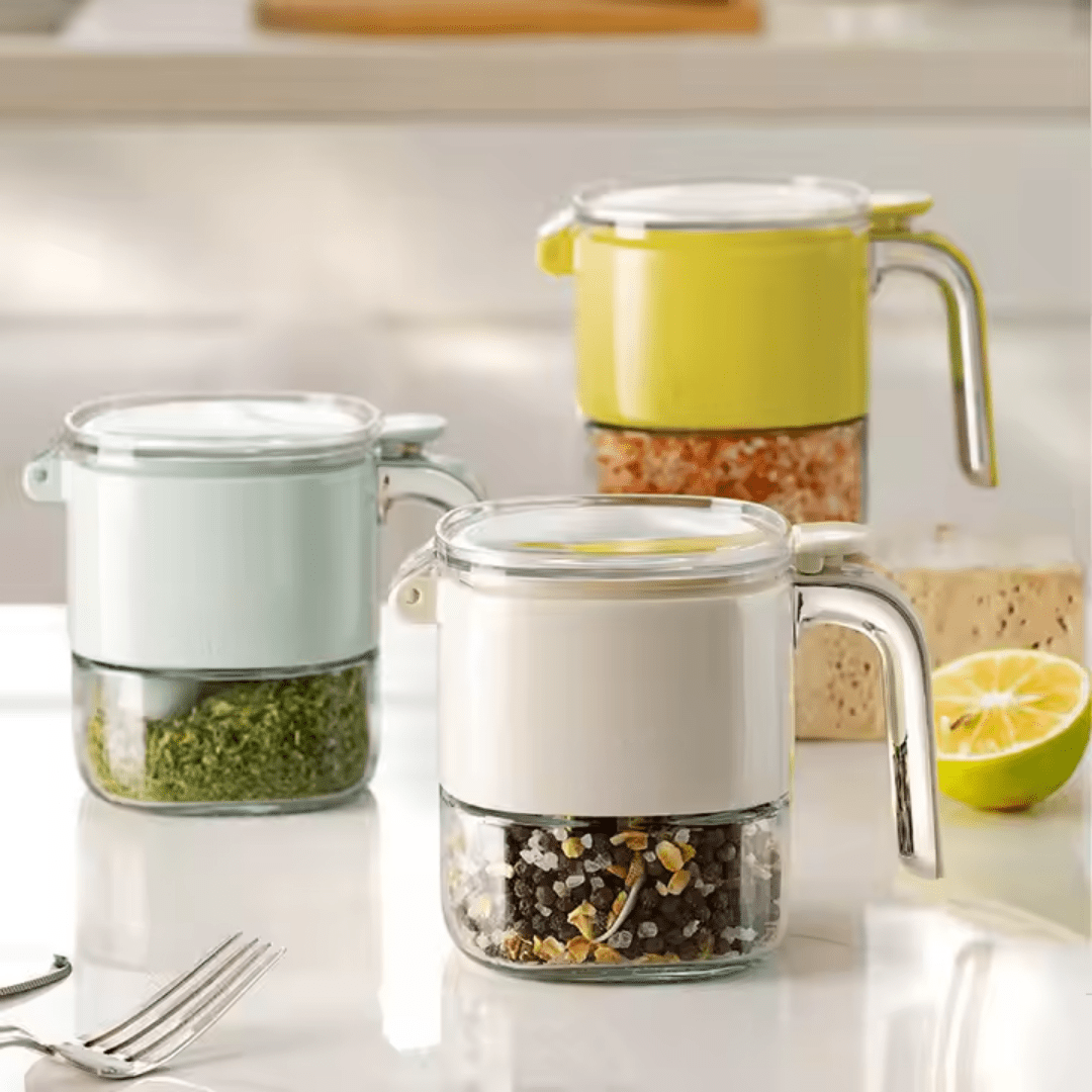 Moisture-Proof Container With Lid and Handle
